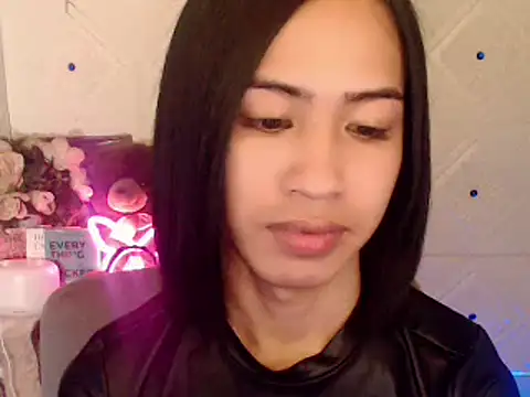 Snapshot of Lemonadexxx chatting on 03-08-25, 08:35 Lemonadexxx online show from 03-08-25, 08:35