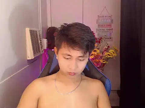 Snapshot of khael_moreno chatting on 11-15-25, 06:04 khael moreno online show from 11-15-25, 06:04