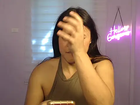 Snapshot of Miss_Ivanawolf chatting on 12-25-24, 06:09 Miss Ivanawolf online show from 12-25-24, 06:09