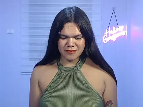 Snapshot of Miss_Ivanawolf chatting on 01-10-25, 03:27 Miss Ivanawolf online show from 01-10-25, 03:27