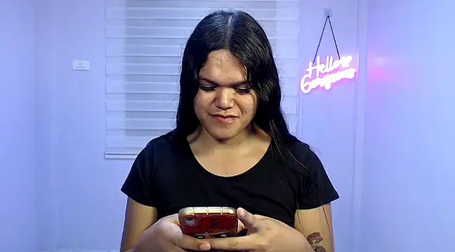 Snapshot of Miss_Ivanawolf chatting on 02-25-25, 04:42 Miss Ivanawolf online show from 02-25-25, 04:42