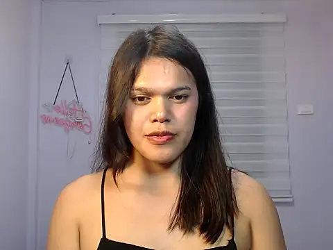 Snapshot of Miss_Ivanawolf chatting on 10-19-25, 05:02 Miss Ivanawolf online show from 10-19-25, 05:02