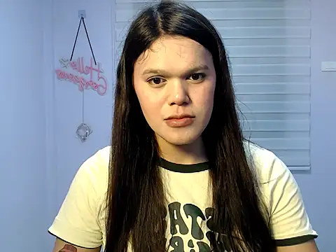 Snapshot of Miss_Ivanawolf chatting on 05-25-26, 12:11 Miss Ivanawolf online show from 05-25-26, 12:11