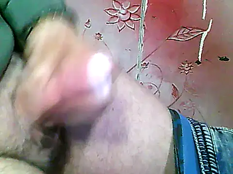 Snapshot of two_colour_cock chatting on 02-17-25, 08:26 two colour cock online show from 02-17-25, 08:26