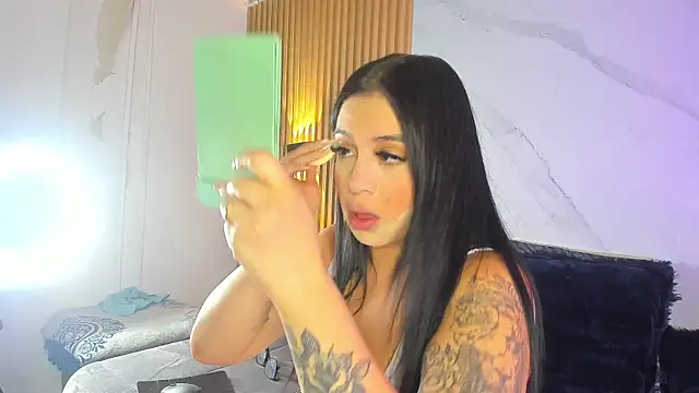 emilyconer online show from 10-09-25, 03:26