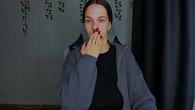 KarlaSim online show from 10-15-25, 10:26