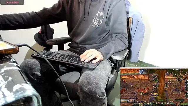 Jeff Waltonxh online show from 01-21-25, 02:43