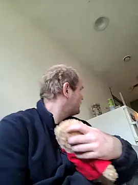 Snapshot of Janssen88 chatting on 12-04-25, 12:47 Janssen88 online show from 12-04-25, 12:47