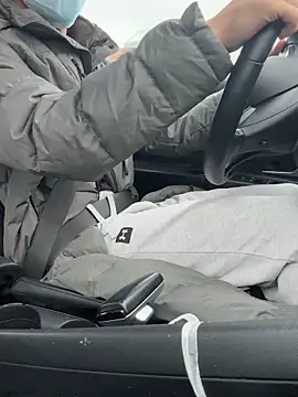 1714914111 online show from 12-15-25, 03:16