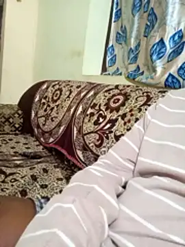 Snapshot of kummuduabbai chatting on 02-15-26, 03:53 kummuduabbai online show from 02-15-26, 03:53