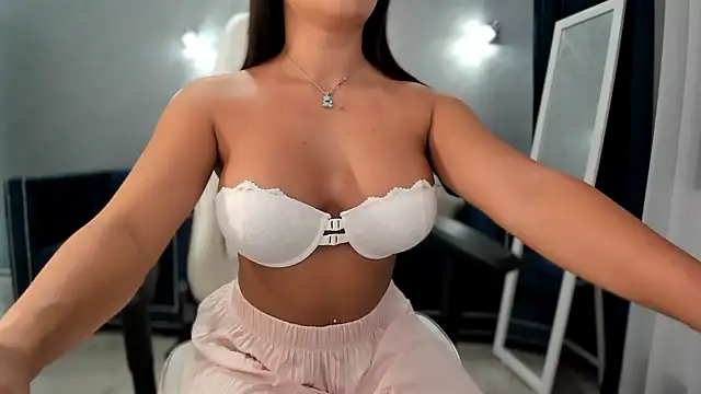 Snapshot of _missperfection_ chatting on 06-30-26, 01:39 missperfection online show from 06-30-26, 01:39