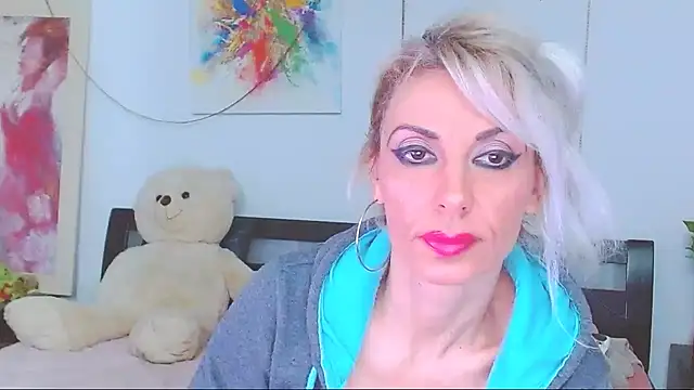 HoneyLara online show from 03-01-26, 09:50