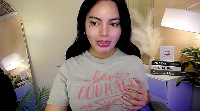 Snapshot of HotstuffCherrySummer chatting on 12-31-24, 08:15 HotstuffCherrySummer online show from 12-31-24, 08:15