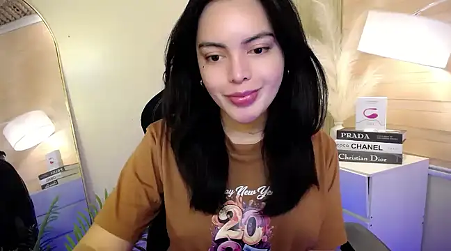 Snapshot of HotstuffCherrySummer chatting on 01-02-25, 07:44 HotstuffCherrySummer online show from 01-02-25, 07:44