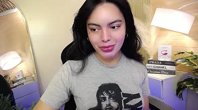 Snapshot of HotstuffCherrySummer chatting on 01-08-25, 06:09 HotstuffCherrySummer online show from 01-08-25, 06:09