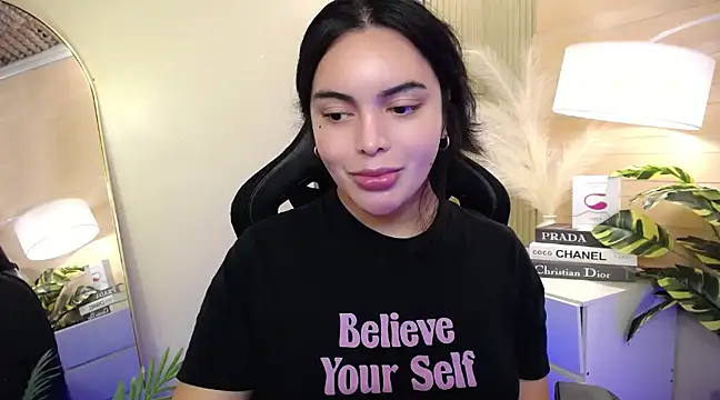 Snapshot of HotstuffCherrySummer chatting on 01-09-25, 09:27 HotstuffCherrySummer online show from 01-09-25, 09:27