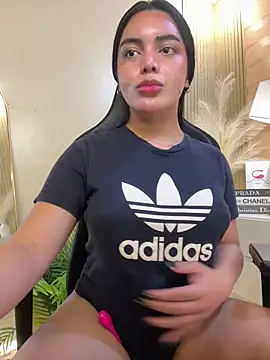 Snapshot of HotstuffCherrySummer chatting on 02-14-25, 12:25 HotstuffCherrySummer online show from 02-14-25, 12:25