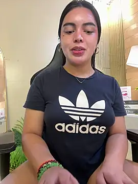 Snapshot of HotstuffCherrySummer chatting on 02-21-25, 08:18 HotstuffCherrySummer online show from 02-21-25, 08:18