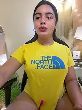 Snapshot of HotstuffCherrySummer chatting on 02-23-25, 06:17 HotstuffCherrySummer online show from 02-23-25, 06:17