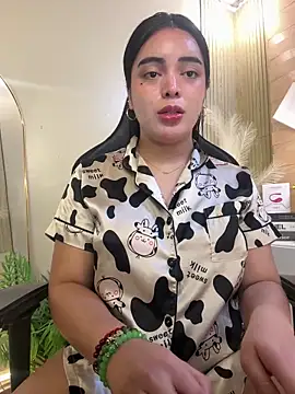 Snapshot of HotstuffCherrySummer chatting on 02-26-25, 09:21 HotstuffCherrySummer online show from 02-26-25, 09:21