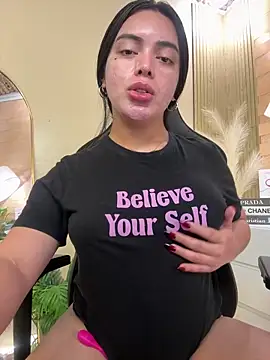 Snapshot of HotstuffCherrySummer chatting on 03-08-25, 10:00 HotstuffCherrySummer online show from 03-08-25, 10:00