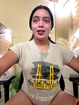 Snapshot of HotstuffCherrySummer chatting on 10-17-25, 08:06 HotstuffCherrySummer online show from 10-17-25, 08:06