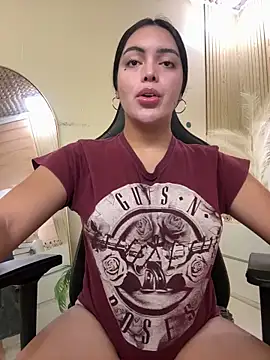 Snapshot of HotstuffCherrySummer chatting on 11-23-25, 09:09 HotstuffCherrySummer online show from 11-23-25, 09:09