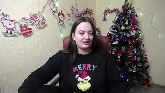 Snapshot of MilanaPrice chatting on 12-13-24, 06:27 MilanaPrice online show from 12-13-24, 06:27