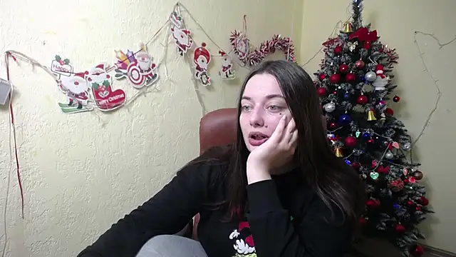 Snapshot of MilanaPrice chatting on 12-18-24, 06:25 MilanaPrice online show from 12-18-24, 06:25