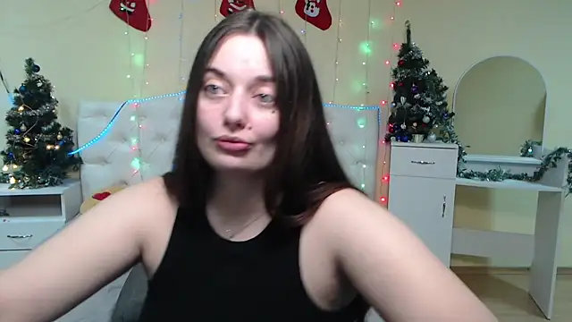 Snapshot of MilanaPrice chatting on 12-22-24, 07:31 MilanaPrice online show from 12-22-24, 07:31