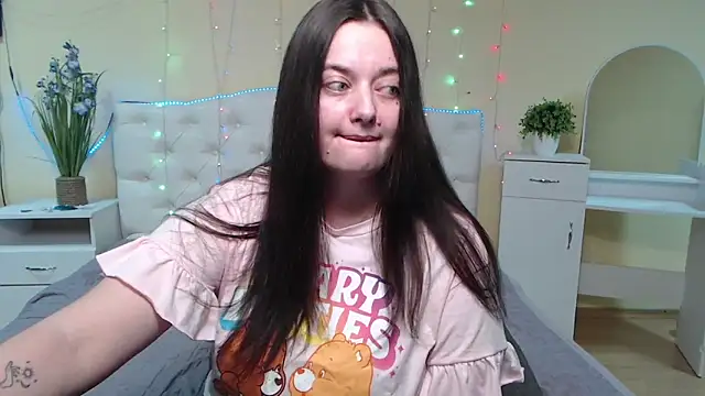 Snapshot of MilanaPrice chatting on 01-26-25, 01:20 MilanaPrice online show from 01-26-25, 01:20