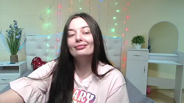 Snapshot of MilanaPrice chatting on 01-26-25, 06:37 MilanaPrice online show from 01-26-25, 06:37