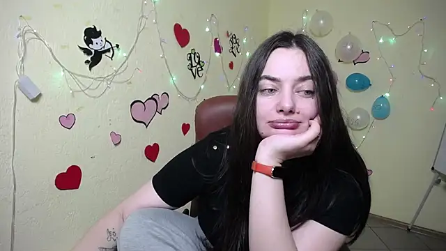 Snapshot of MilanaPrice chatting on 01-30-25, 09:25 MilanaPrice online show from 01-30-25, 09:25