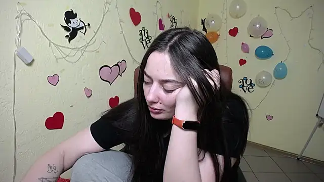 Snapshot of MilanaPrice chatting on 01-31-25, 12:50 MilanaPrice online show from 01-31-25, 12:50