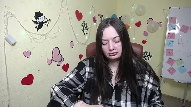 Snapshot of MilanaPrice chatting on 02-11-25, 06:22 MilanaPrice online show from 02-11-25, 06:22
