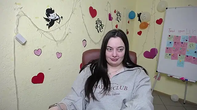 Snapshot of MilanaPrice chatting on 03-06-25, 03:46 MilanaPrice online show from 03-06-25, 03:46
