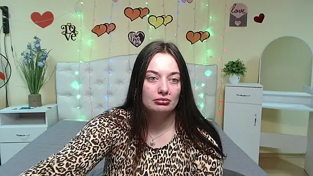 Snapshot of MilanaPrice chatting on 03-11-25, 10:42 MilanaPrice online show from 03-11-25, 10:42