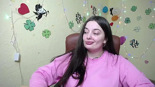 Snapshot of MilanaPrice chatting on 03-16-25, 12:33 MilanaPrice online show from 03-16-25, 12:33