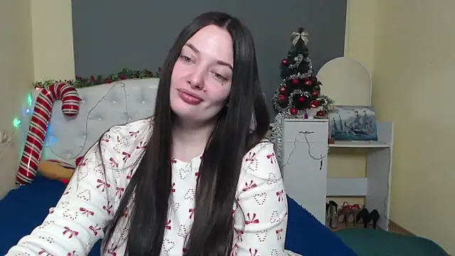 Snapshot of MilanaPrice chatting on 12-22-25, 08:28 MilanaPrice online show from 12-22-25, 08:28