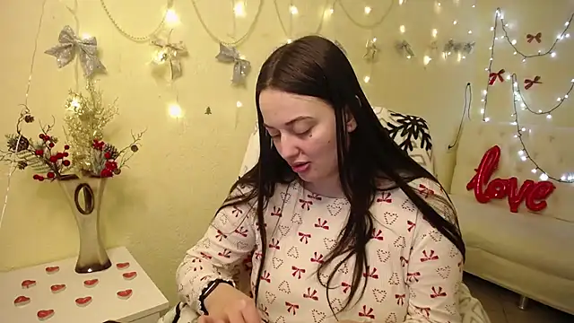 Snapshot of MilanaPrice chatting on 01-11-26, 06:35 MilanaPrice online show from 01-11-26, 06:35