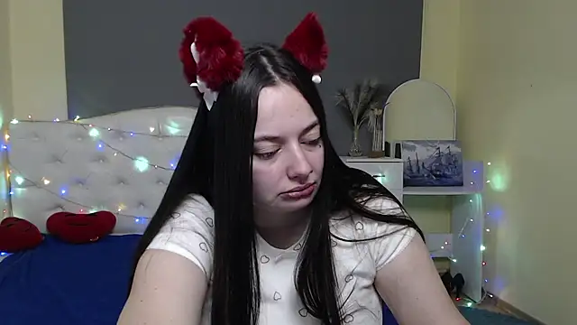 Snapshot of MilanaPrice chatting on 01-18-26, 06:39 MilanaPrice online show from 01-18-26, 06:39