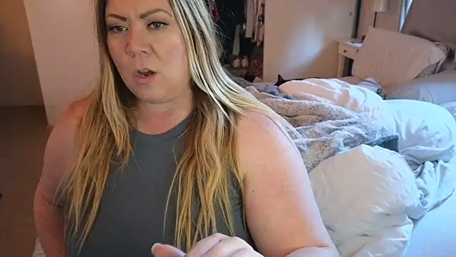 JESS LOVES online show from 01-27-25, 11:00