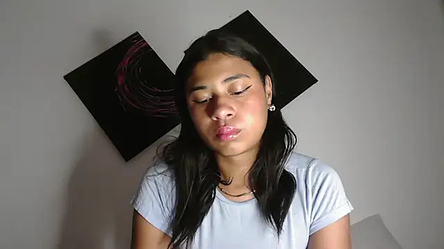 dark enchantress  online show from 11-07-25, 01:38