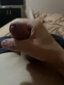 Snapshot of LoudPony chatting on 11-02-25, 06:27 LoudPony online show from 11-02-25, 06:27