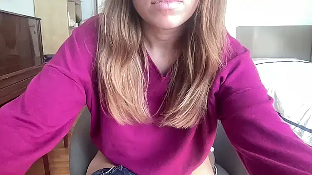 Mollyy998 online show from 10-05-25, 02:37