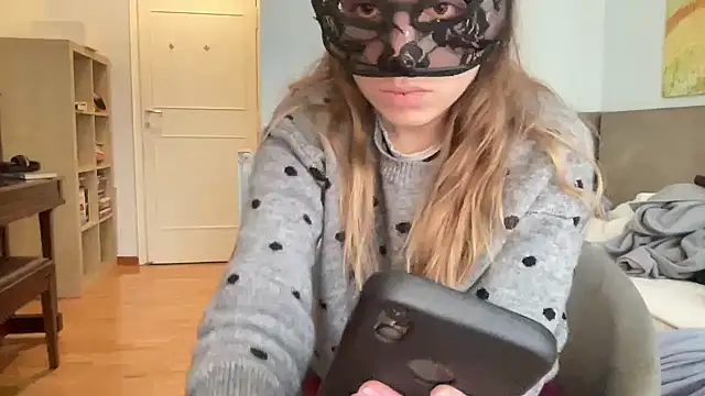 Mollyy998 online show from 01-09-26, 10:29