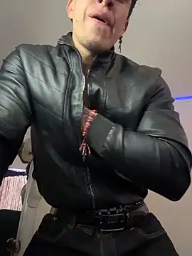 Snapshot of strongboy_ chatting on 02-23-26, 06:05 strongboy online show from 02-23-26, 06:05