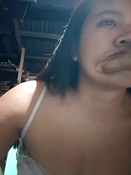 Snapshot of Sexiest_quen chatting on 01-25-25, 03:41 Sexiest quen online show from 01-25-25, 03:41