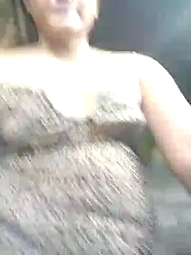 Snapshot of Sexiest_quen chatting on 03-05-25, 01:17 Sexiest quen online show from 03-05-25, 01:17