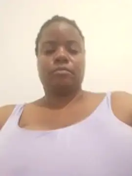 Snapshot of bigtitssxx chatting on 08-06-26, 12:23 bigtitssxx online show from 08-06-26, 12:23